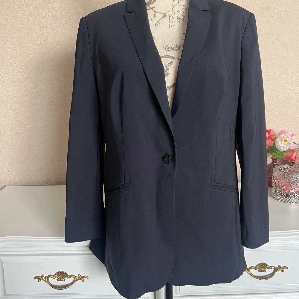 Navy hugo boss womens blazer - Picture 2 of 7